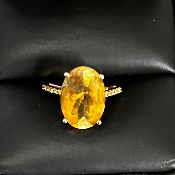 Hirajule 14kt Gold Citrine Multi Prong Ring Size 7 - Picture 1 of 4